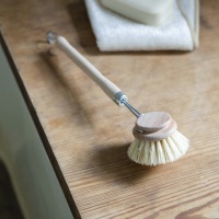 Wooden Wash Up Brush by Garden Trading